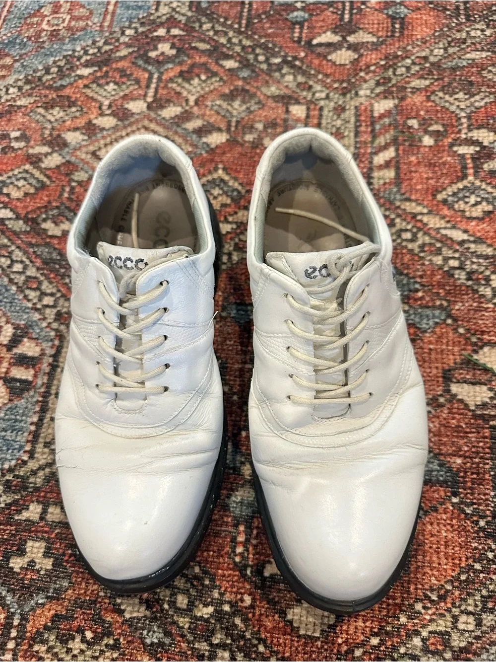 ECCO Women's White Leather Spikeless Golf Shoes - Size 38 (US 7-7.5)